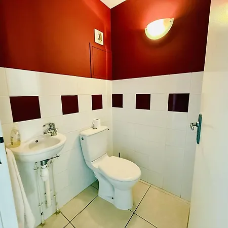 T4, Centre-port, Terrasse, Climatisation, Garage - Fr-1-723-178 אגדה